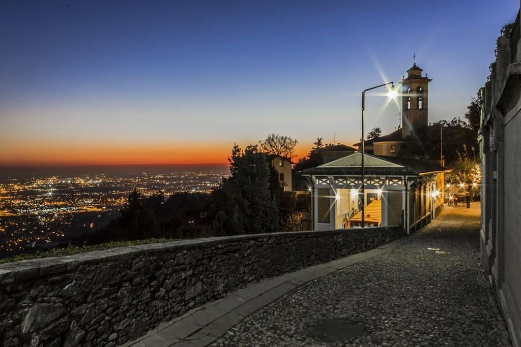 Ferienwohnung Porta Dipinta House Bergamo Alta Zimmer foto