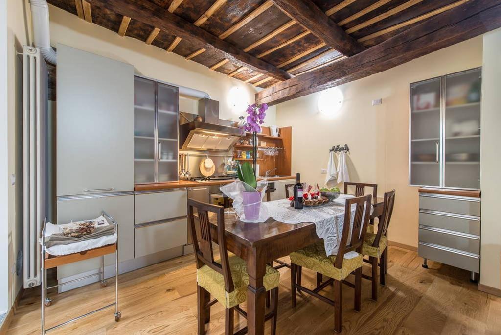 Ferienwohnung Porta Dipinta House Bergamo Alta Zimmer foto