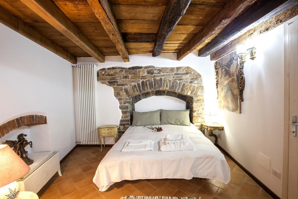 Ferienwohnung Porta Dipinta House Bergamo Alta Exterior foto